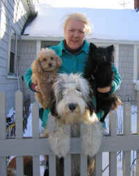 Libby Theo & Poppy.jpg (317698 bytes)